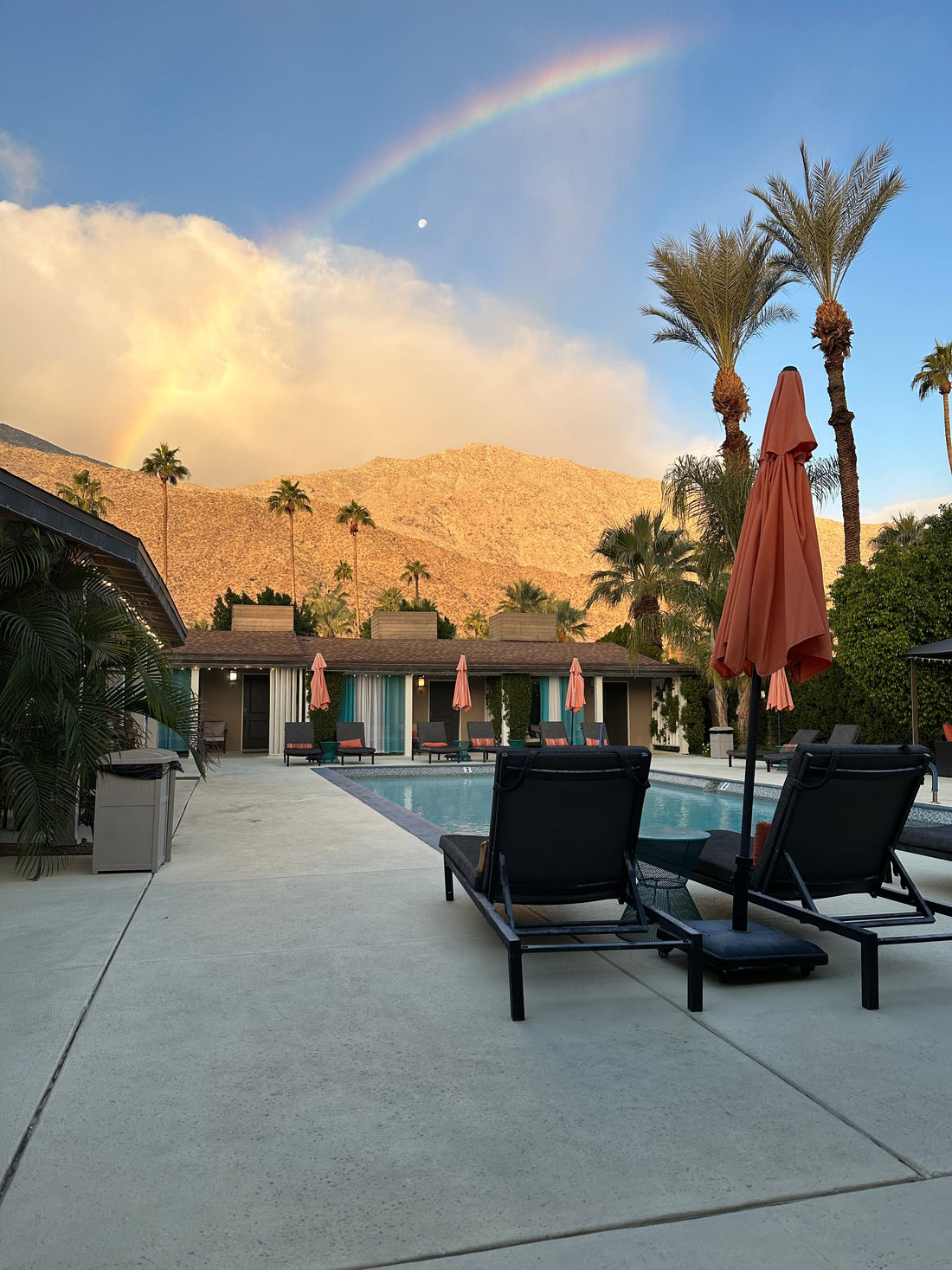 Winter Vacations = Sun, Fun, and Swimming Pools!